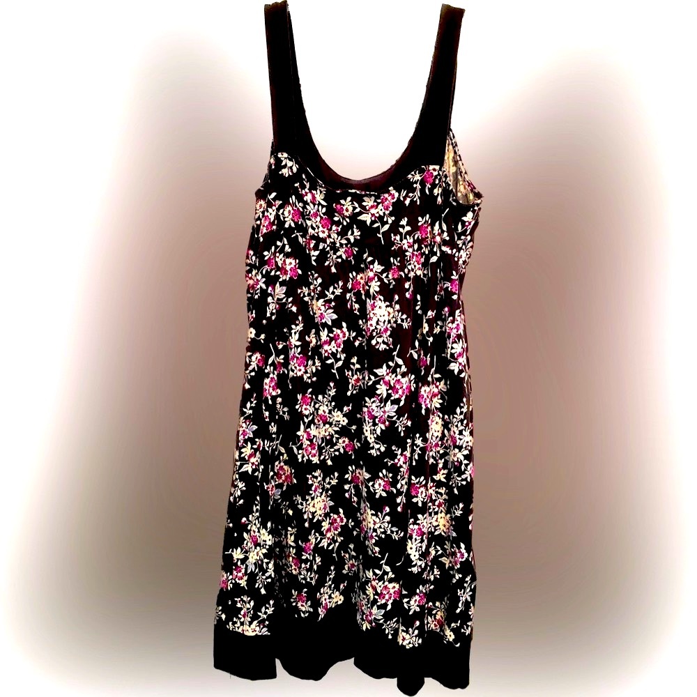 Ann Taylor Loft Summer Dress in Black & Pink & Purple Flowers